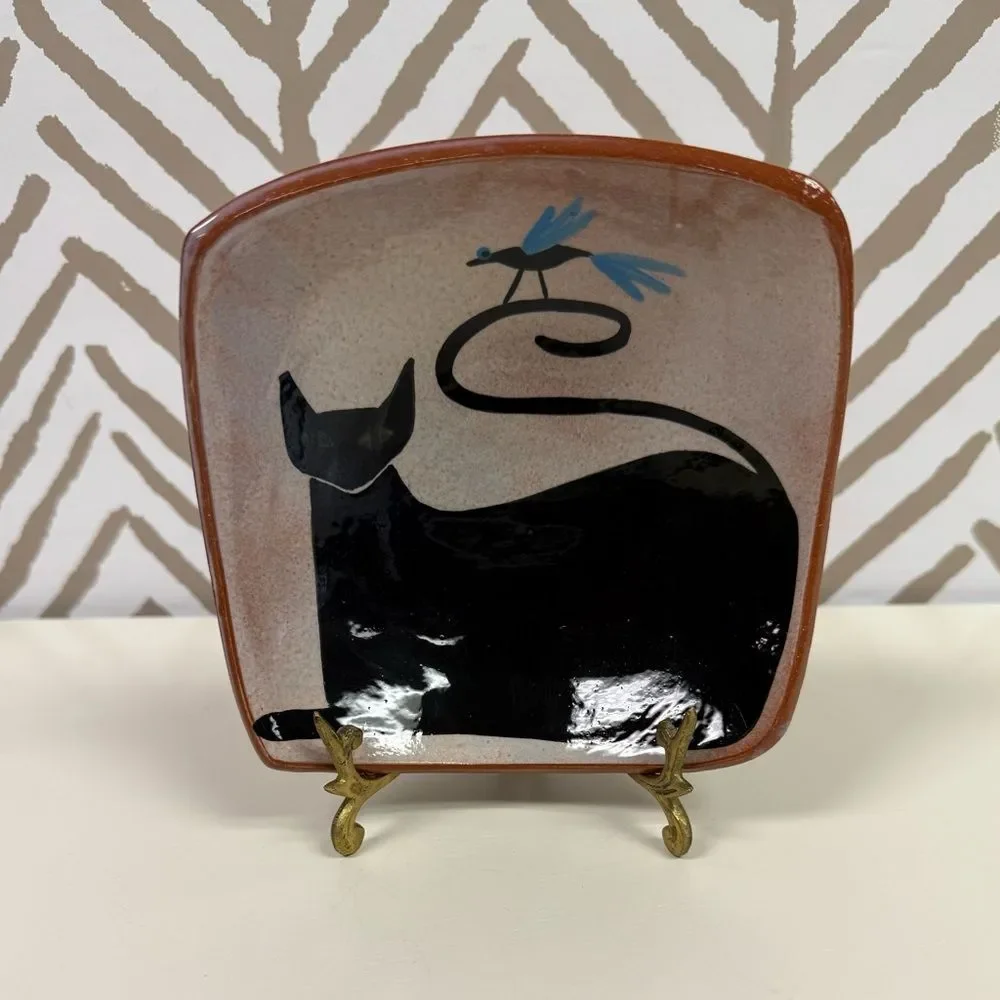 Signed Handpainted Cat & Bird Ceramic Pottery Bowl - Picture 5 of 7